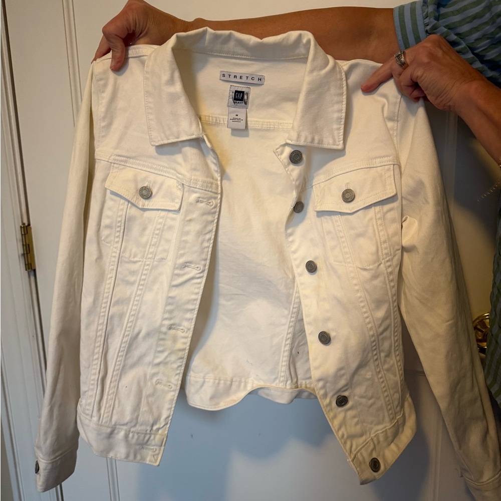 Gap stretch women’s White Denim Jacket